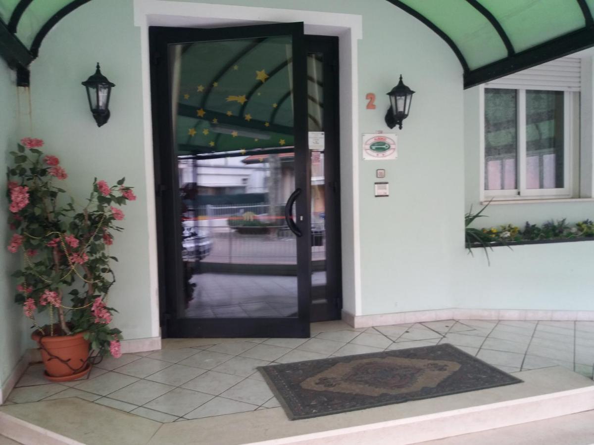 Hotel Fatima Rimini Luaran gambar